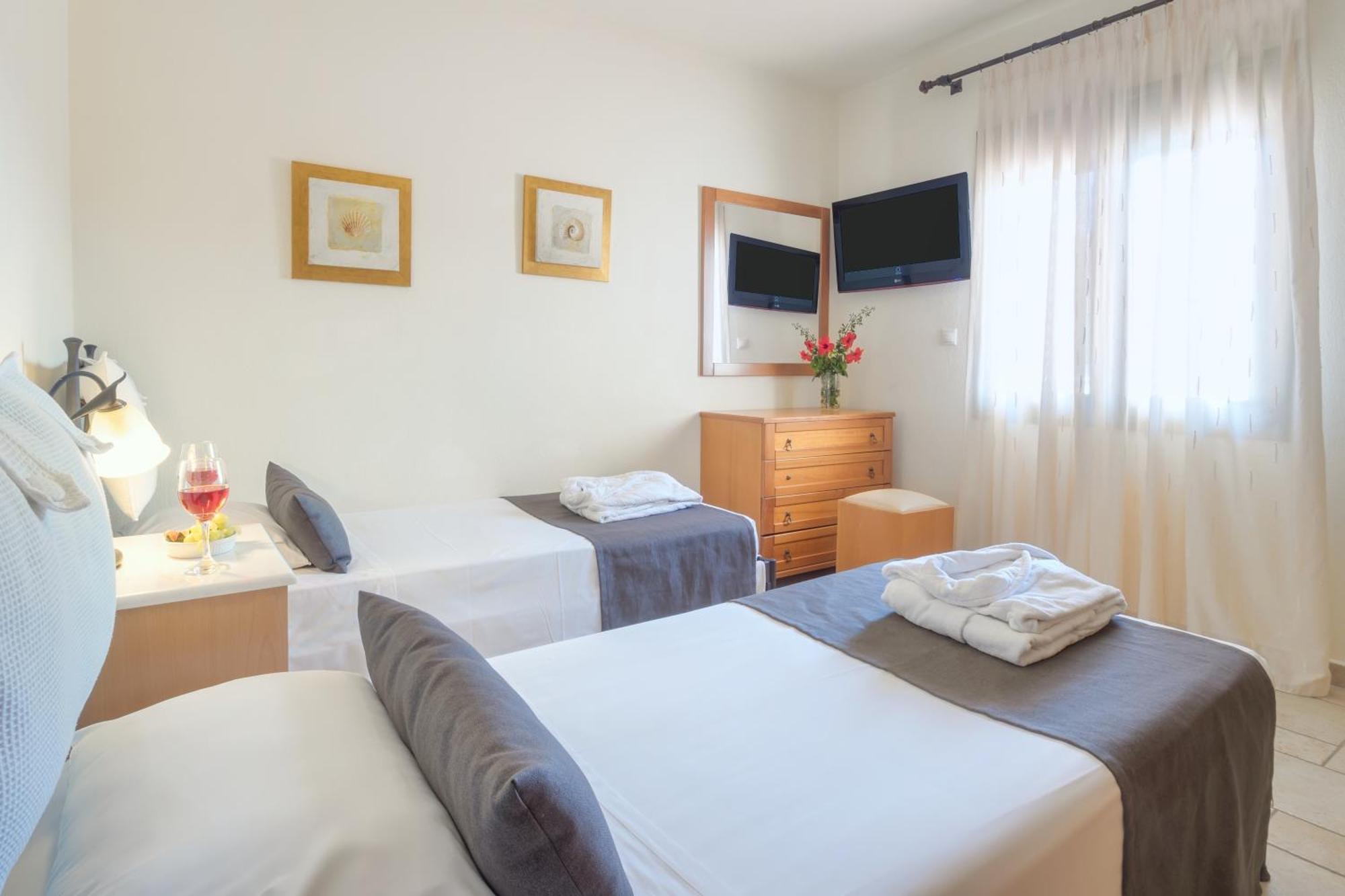 Miramare Resort & Spa Agios Nikolaos Esterno foto